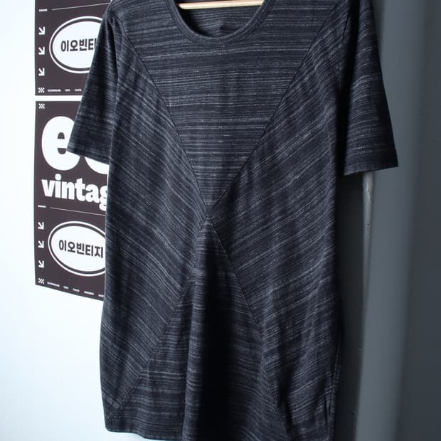 (L-XL) 휴고보스 반팔 티셔츠 패턴 차콜 무지 놈코어-H32453