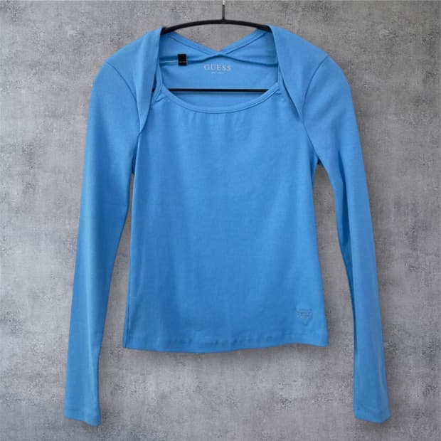 게스 Guess 스카이블루 슬림핏 골지 긴팔 티셔츠 XS