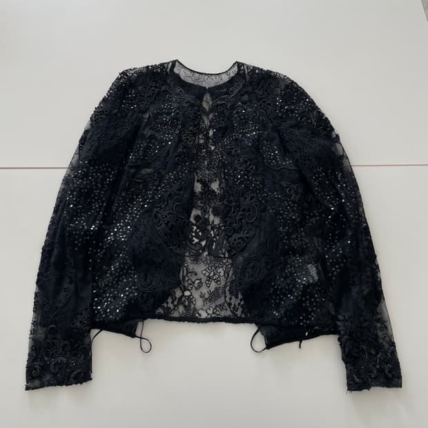 톰포드 시퀸 백 오픈 블라우스