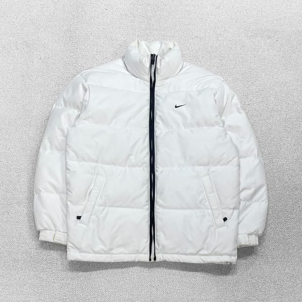 나이키 00s 스우시 로고 뉴챔프 패딩 화이트