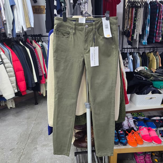 캘빈클라인 진 올리브색 여성 바지 (1342)