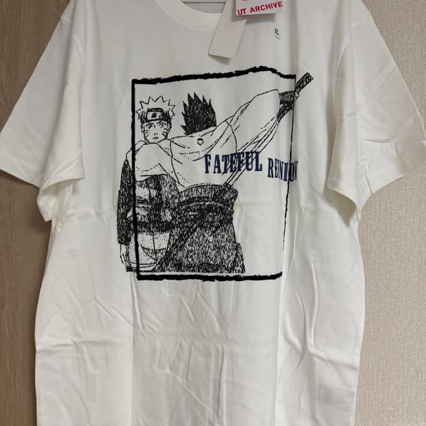 [XL] 유니클로 UT 나루토 사스케 티셔츠