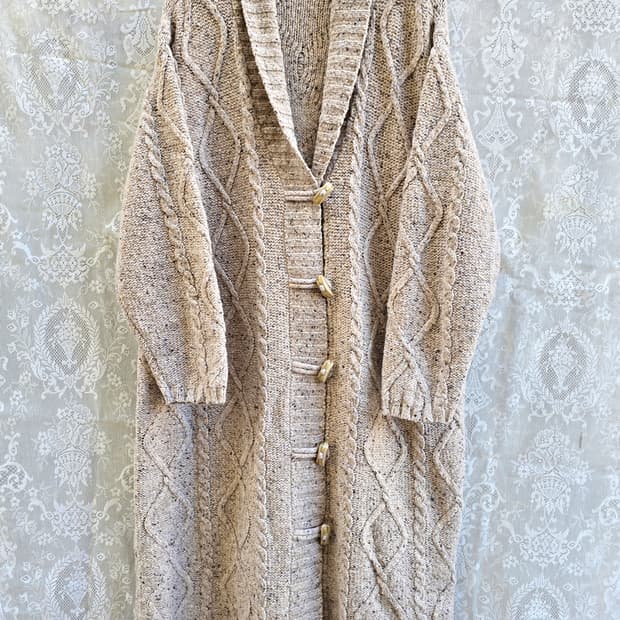 리즈 클레이본 케이블 니트 코트