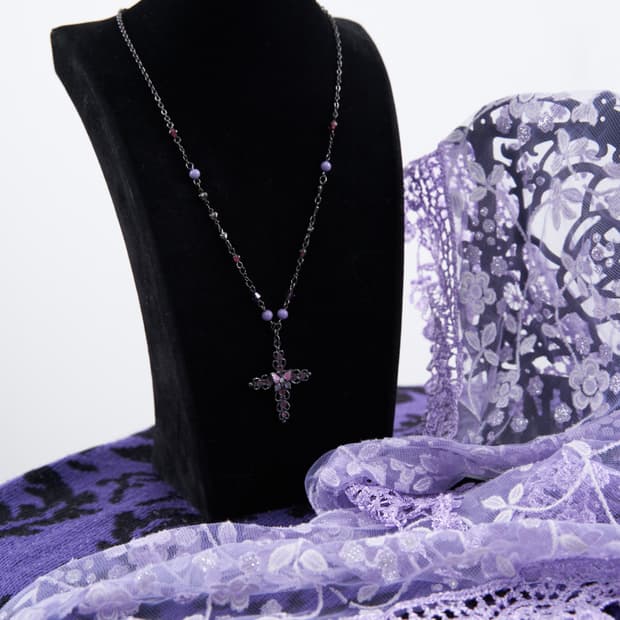 Anna sui  black&purple 버터플라이  크로스 목걸이