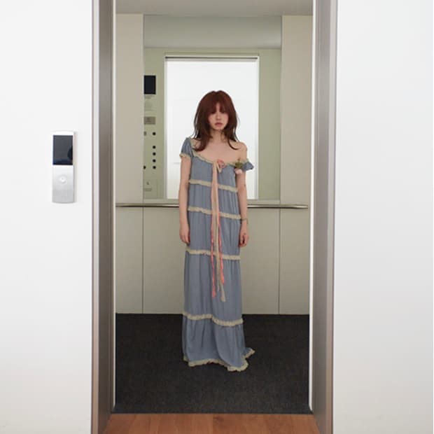 프레클 드레스 silk strap tiered maxi dress