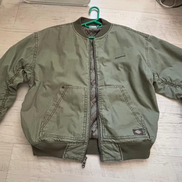 디키즈 가먼트 다이드 봄버자켓 올리브m