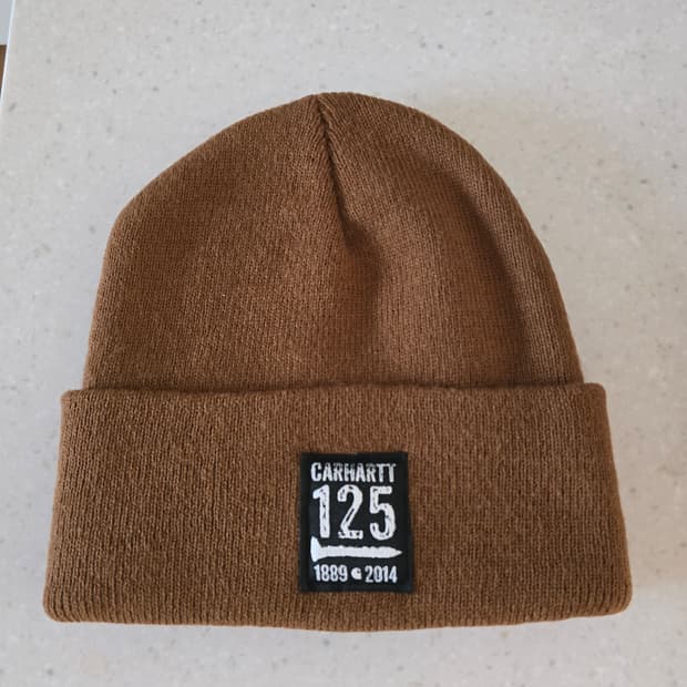 칼하트 125주년 한정판 비니