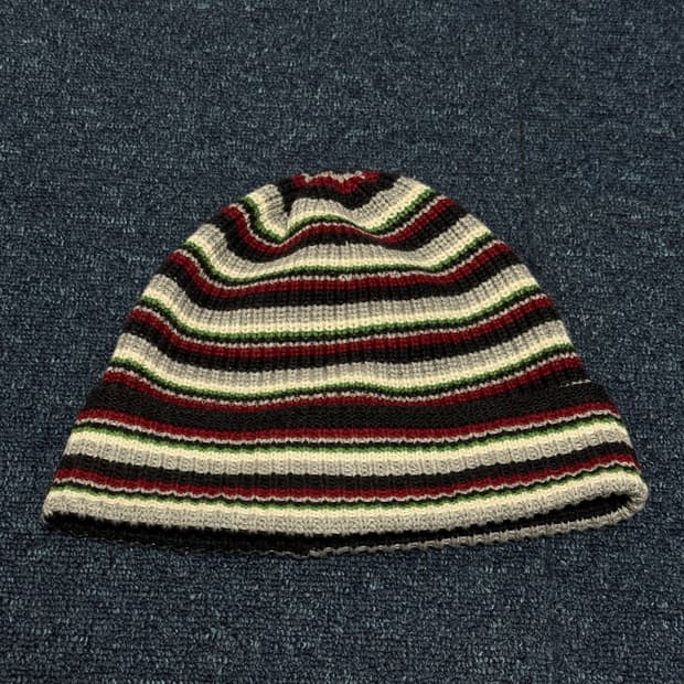 카키스 스트라이프 비니