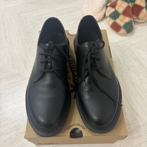 닥터마틴 1461 모노 270