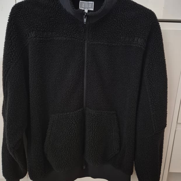 카브엠트 19ss panel fleece