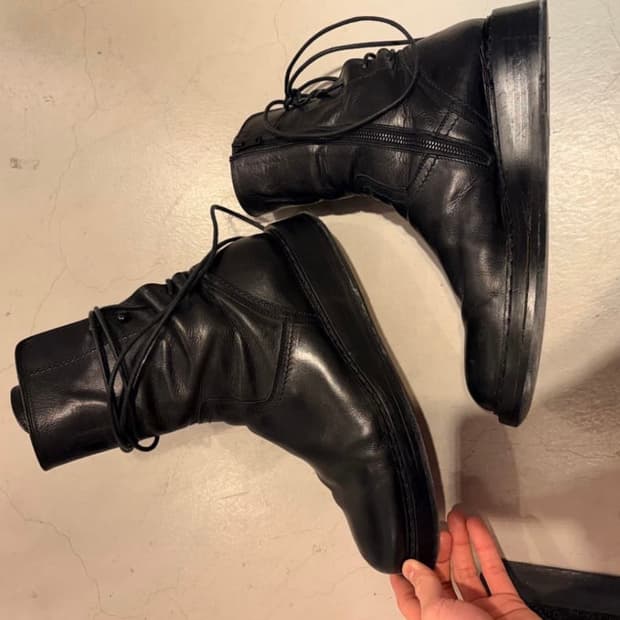 앤드뮐 미스터 백레이스 44