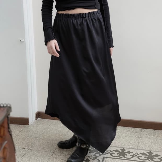베이스레인지 baserange cravat skirt