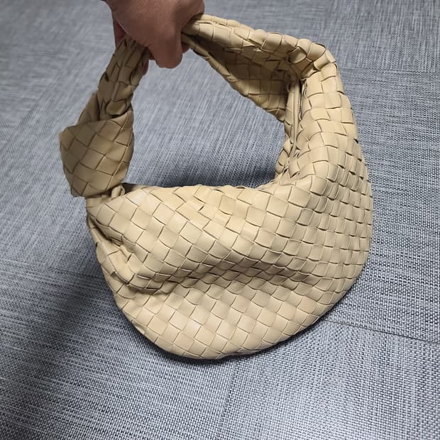 보테가베네타 조디백 틴 포리지 토트백