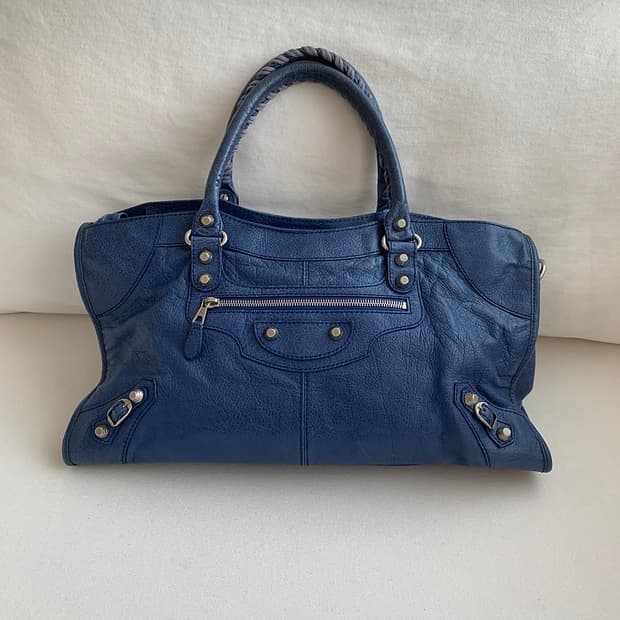 발렌시아가 자이언트 모터백 블루