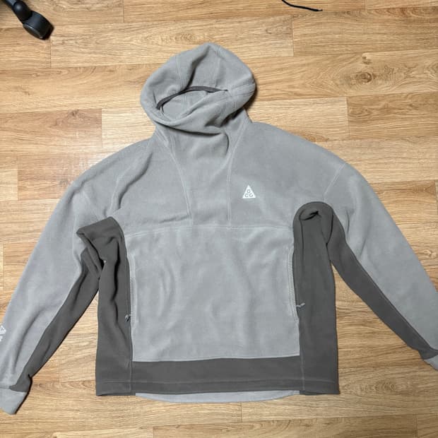 나이키 ACG 폴라텍 Wolf Tree 후드 L