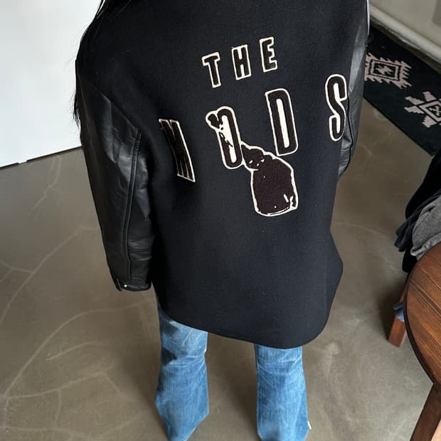 토요엔터프라이즈 화이츠빌 × THE MODS 30주년 바시티 자켓