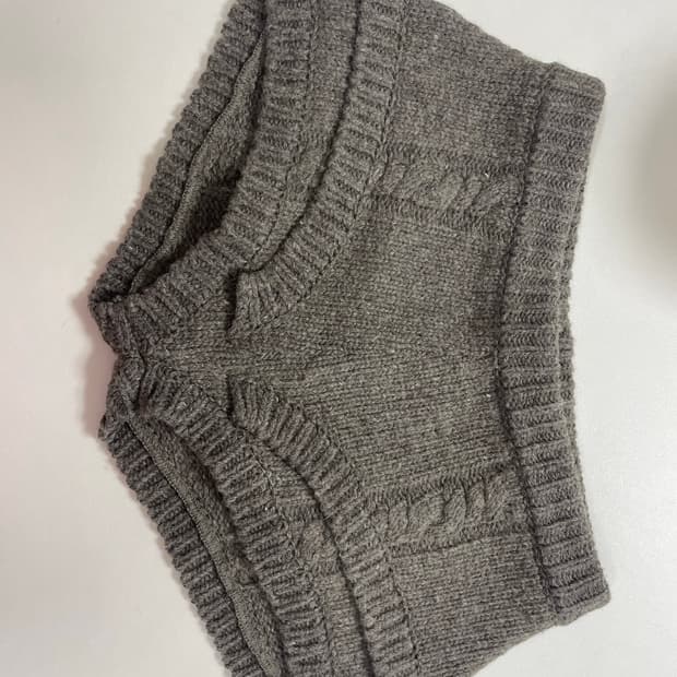 울리카상투스 니트쇼츠 브라운