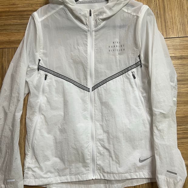 나이키 런 디비전 러닝 자켓 화이트 국내 L