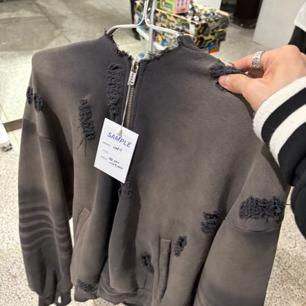 PIERCE HEART OVERSIZE 피어스 하트 오버사이즈 후드티