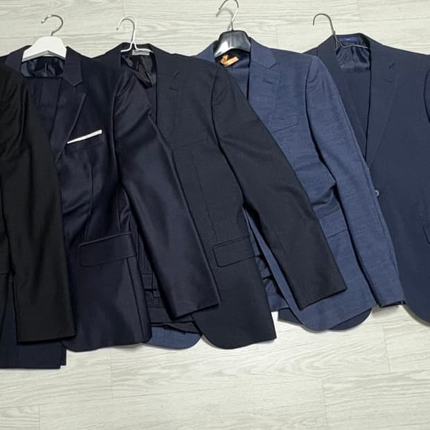 남성 정장 슈트 6벌 처분(안입었음 새거) 설명꼭읽어주세요