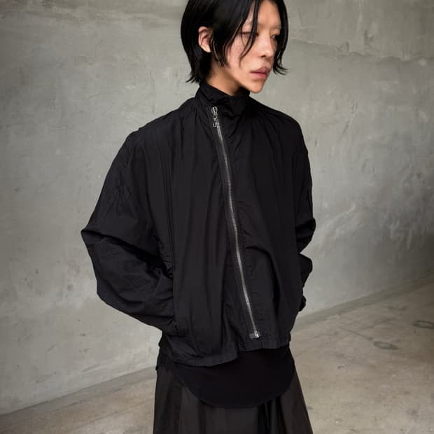 Julius 19SS 하이넥 자켓