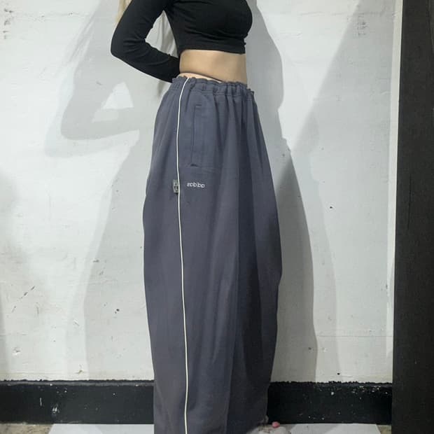 아디다스 차콜 와이드 화이트 사이드 라인 벌룬핏 추리닝 바지 L