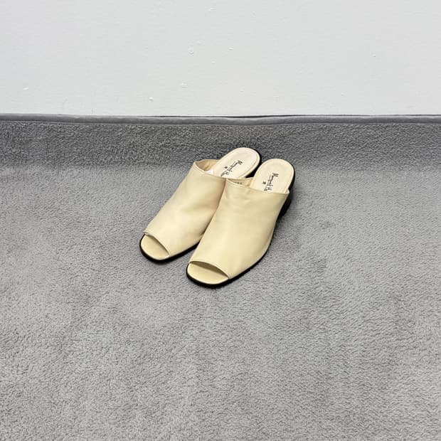 90s Margaret Howell open toe shoes