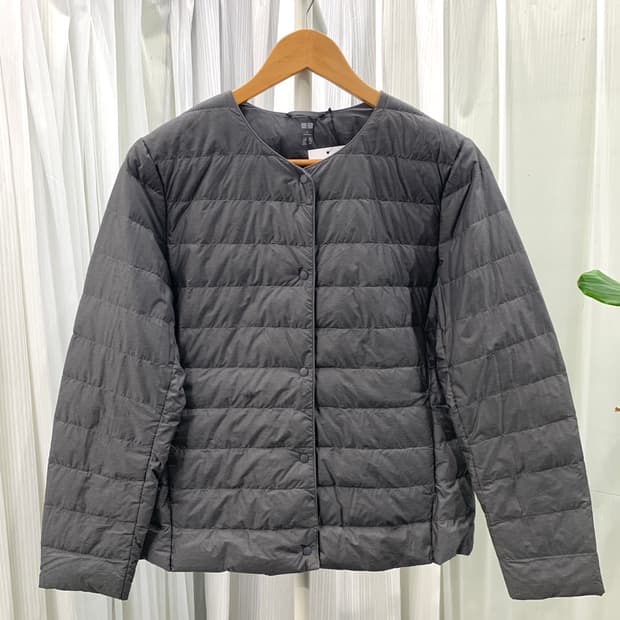 일본 유니클로 덕다운 여성 라운드 경량패딩 1798