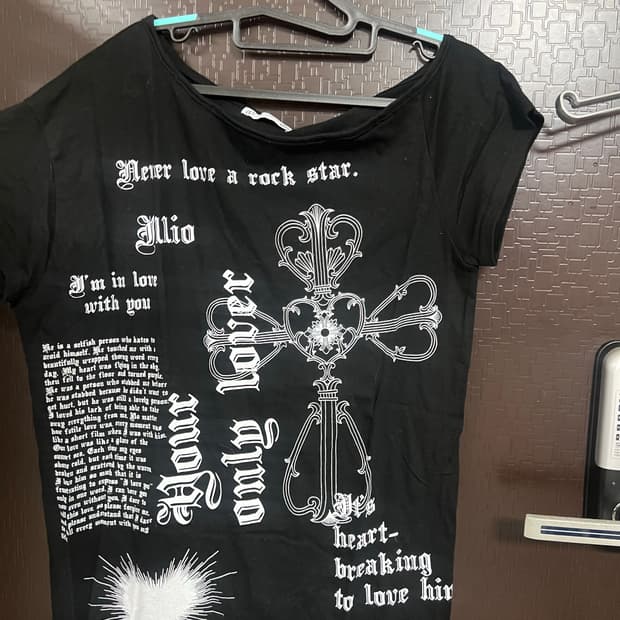 (카리나착용) 일리고 원숄더 반팔 L