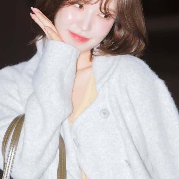 썸웨어버터 로빈 더플 니트 울 자켓