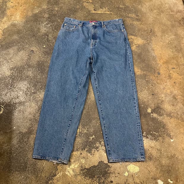 23FW 슈프림 배기 진