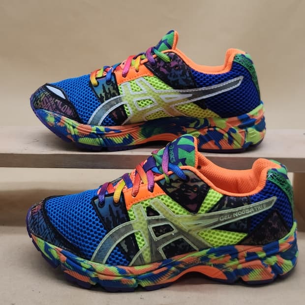 아식스 젤누사 트라이8 운동화 225