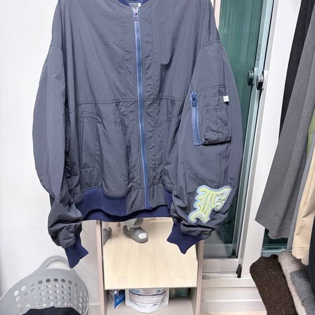 Facetasm ma-1 네이비 자켓 4사이즈