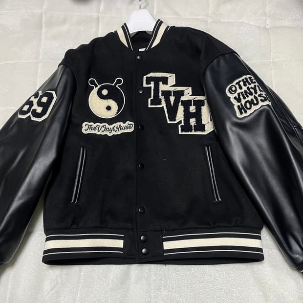 더바이닐하우스 바시티 자켓 L