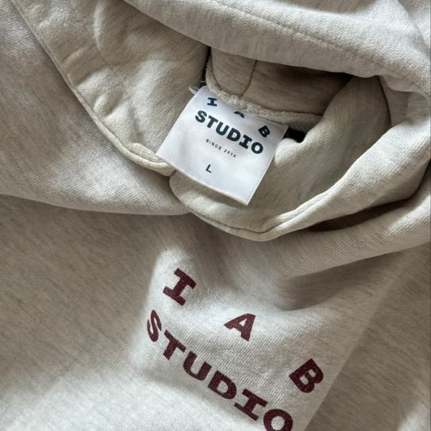 IAB STUDIO 아이앱 스튜디오 애쉬그레이 후드티 L