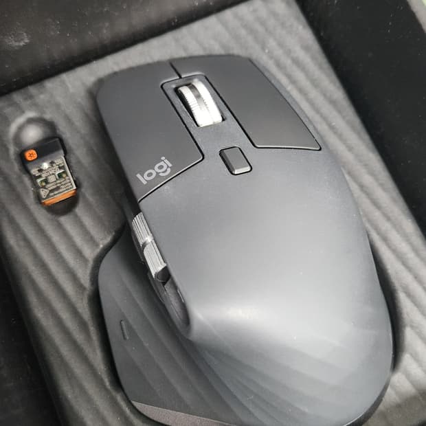 # 로지텍 MX Master 3 인체공학 퍼포먼스 어고노믹 무선 마우스