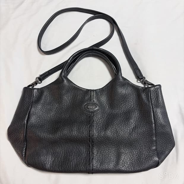 TOD'S 토즈 블랙 레더 숄더백