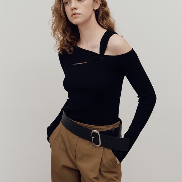 레이브 트위스트 컷아웃 니트 블랙 s