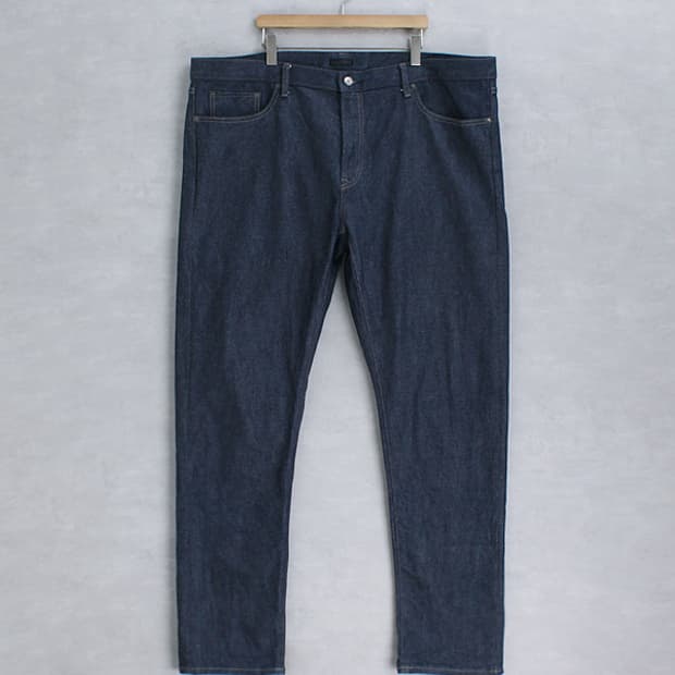 UNIQLO _ selvage slim straight fit