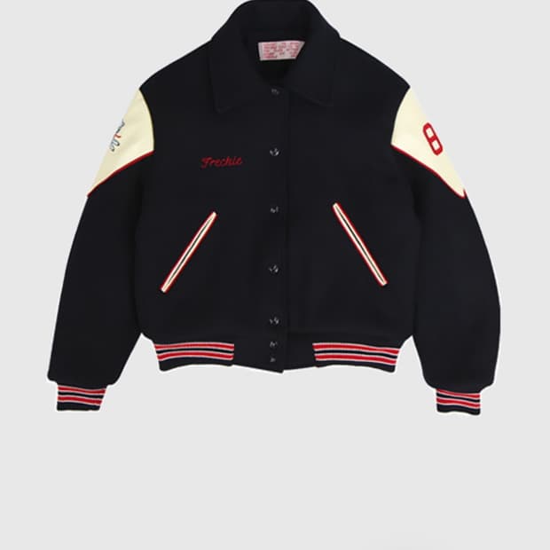 leather shoulder varsity jacnu.