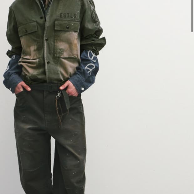 이스트로그 그래픽 셔츠 