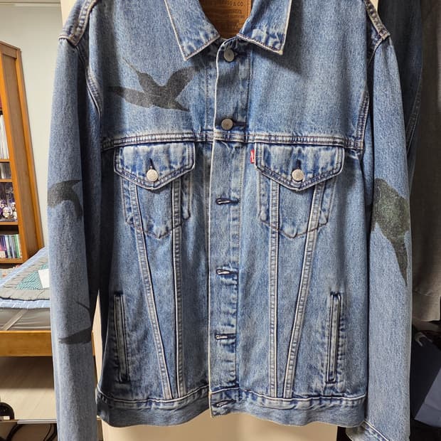 리바이스 버드 프린팅 데님자켓