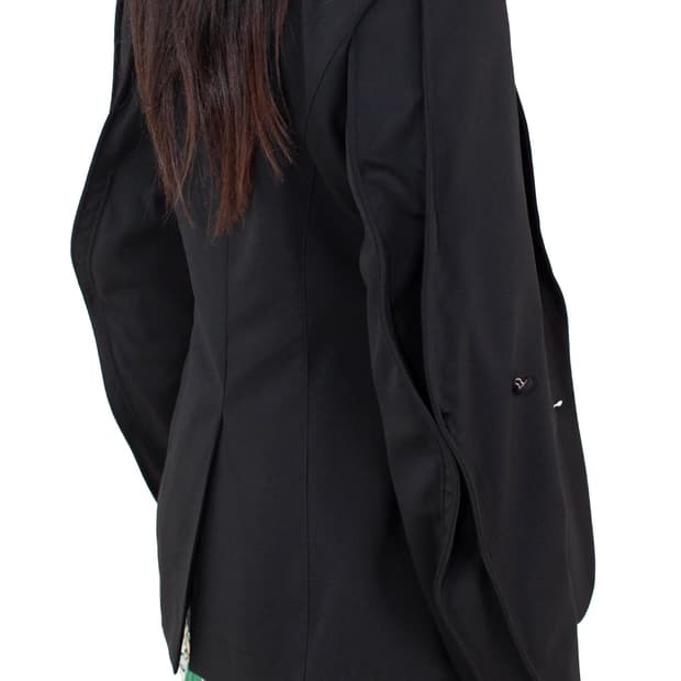 키코 코스타디노브 자켓