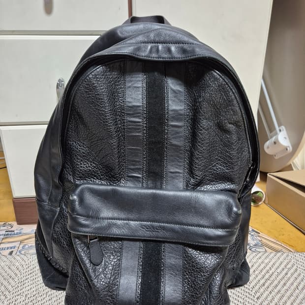 코치 블랙 가죽 백팩