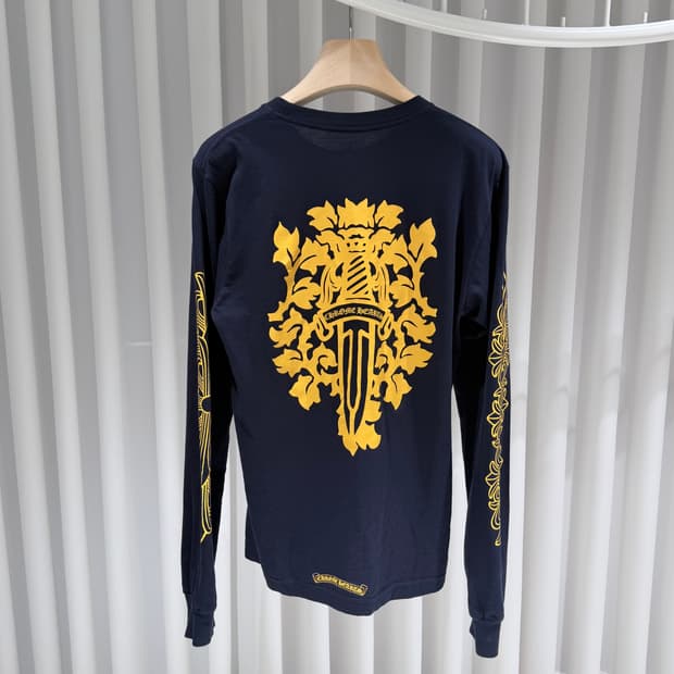 M / 크롬하츠 대거 골드 플로랄 네이비 롱슬리브