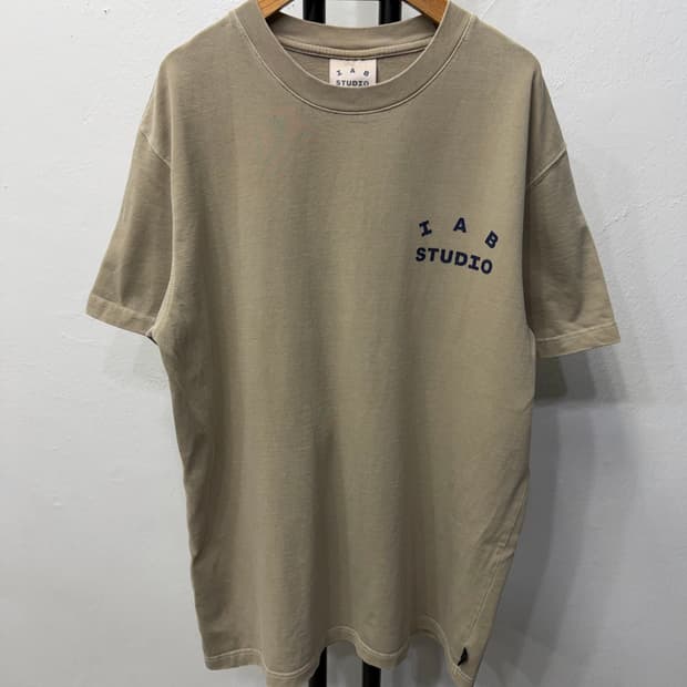 정품) 아이앱스튜디오 반팔티 M