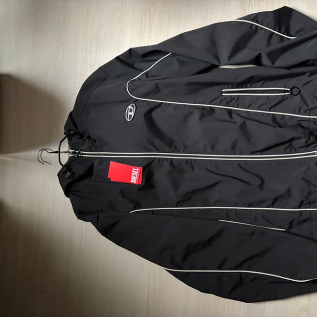 디젤  콘트라스트 파이핑 윈드브레이커 L