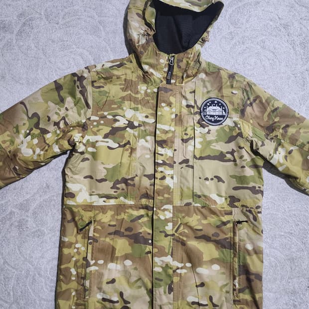 *노스페이스 카모플라주 바람막이 S