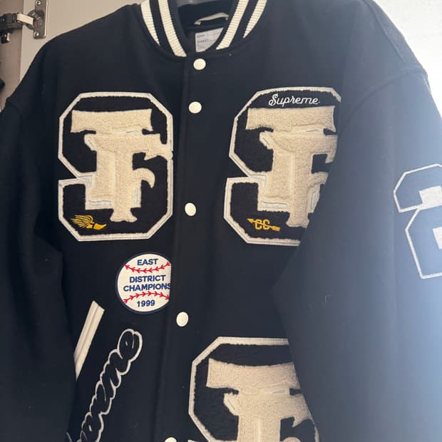 슈프림 바시티 자켓 XL