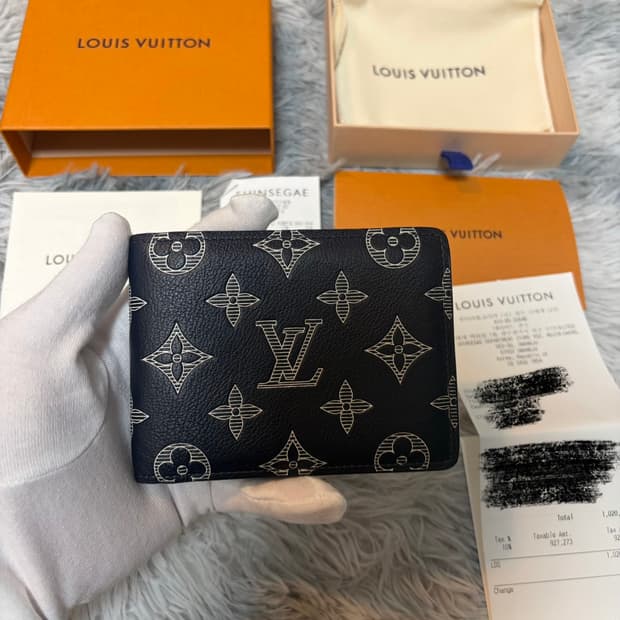(새상품급)루이비통 멀티플 월렛 네이비 블루